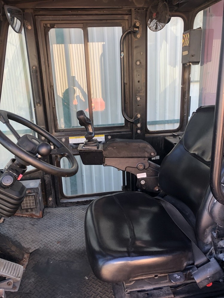 Forklift
