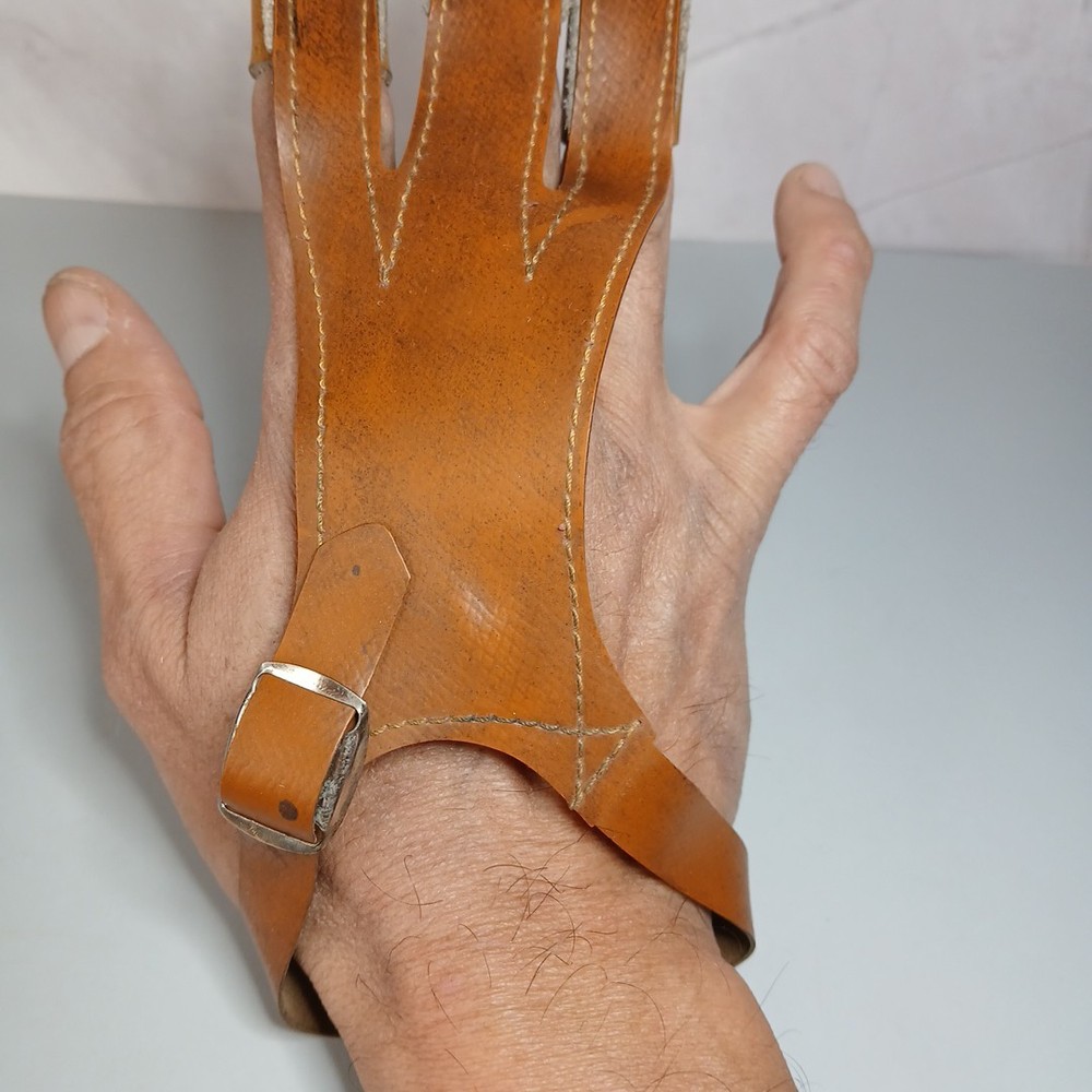 Brown Leather Archery Glove Standard Medium