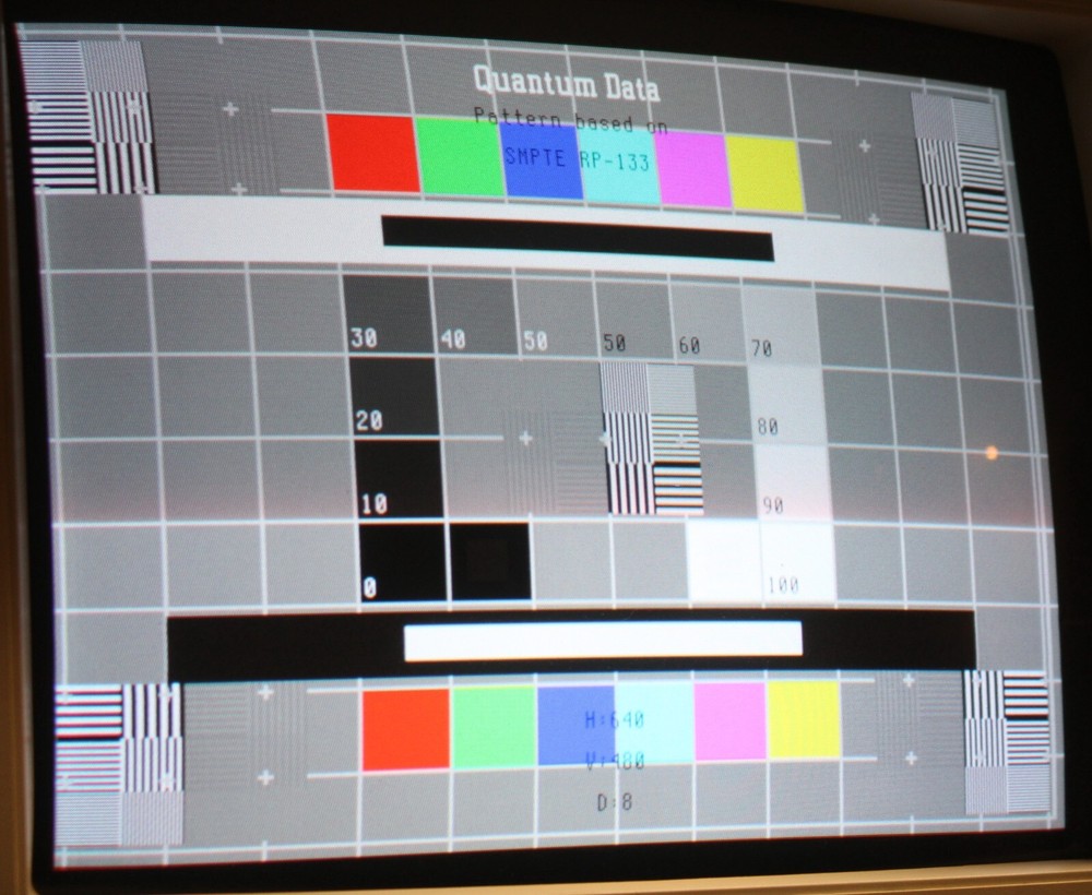 Quantum Data 8701 Imager FOX advanced test pattern generator + ACV-400 Plug-in