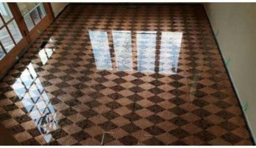 Crystal Clear Table Top & Bar Top UV Resistant Epoxy Coating - Quart Kit