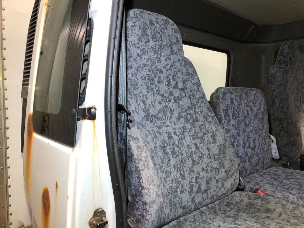 UD UD2000 Right/Passenger Seat - Used