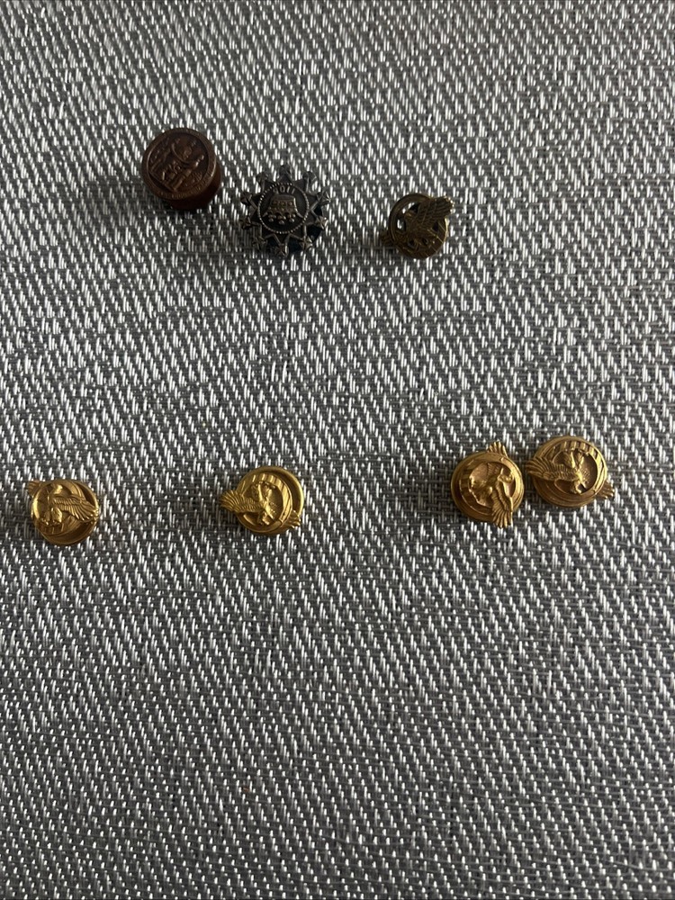 7 Assorted US Military Lapel Pins