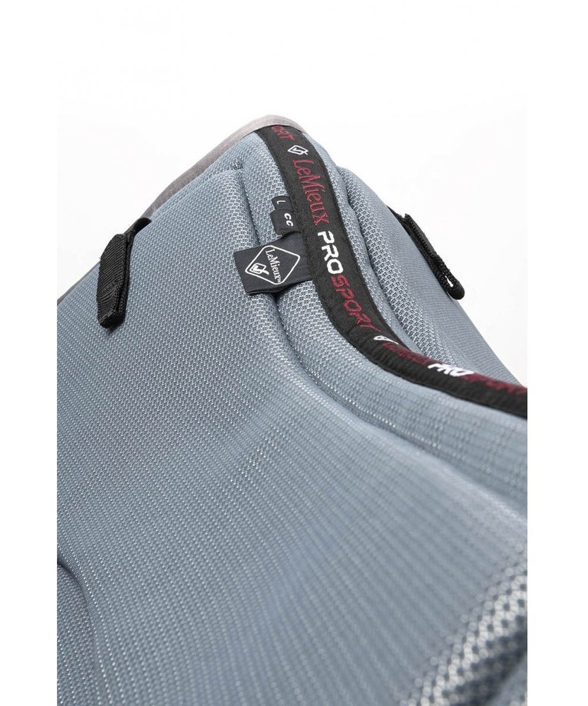 LeMieux Ultra Mesh Close Contact Pad