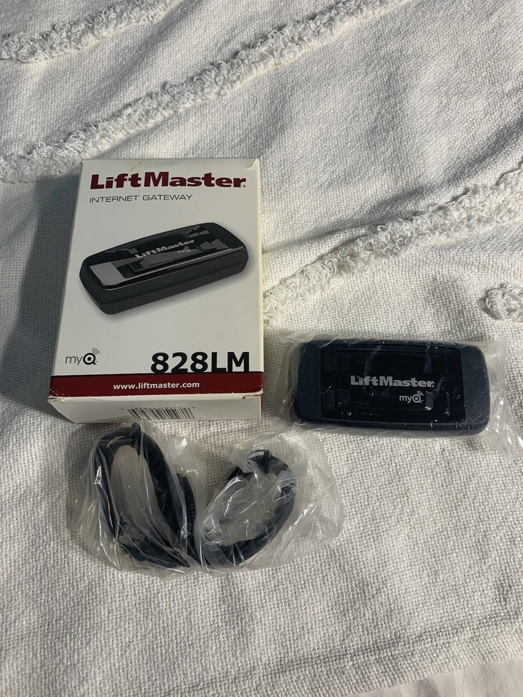 LiftMaster 828LM Internet Gateway MISSING POWER CORD READ