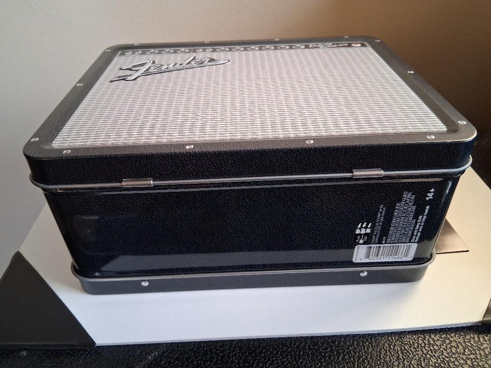 Fender Amp Embossed Tin Fun Lunch Box Retro Style