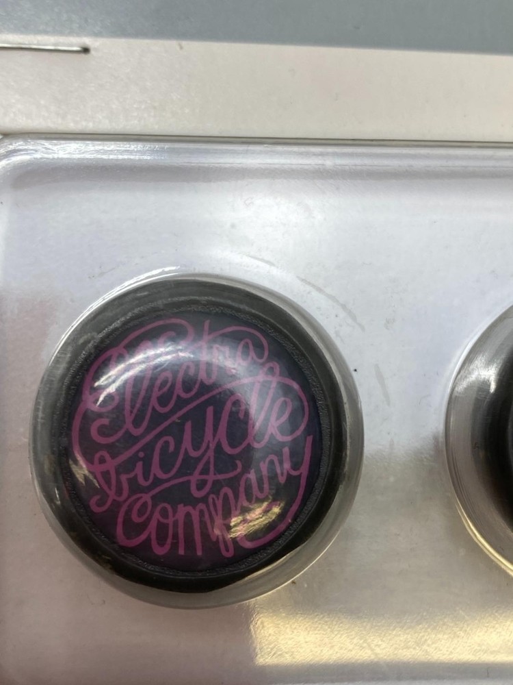 new ELECTRA Bicycle Co. SCRIPT VALVE CAPS #35