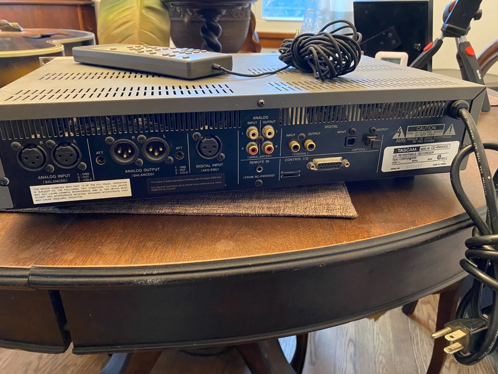 Tascam CD-RW5000 Rack-Mounted CD Rewritable Recorder Player - With Remote