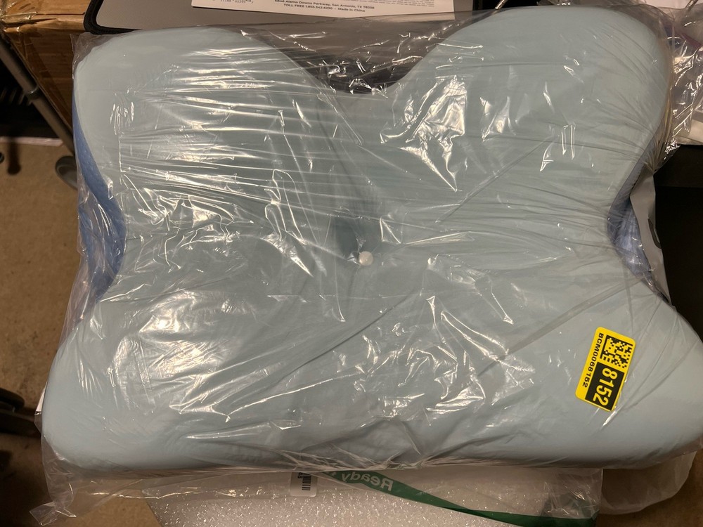 Derila Ergo Pillow Standard Memory Foam Ergo Edition !!