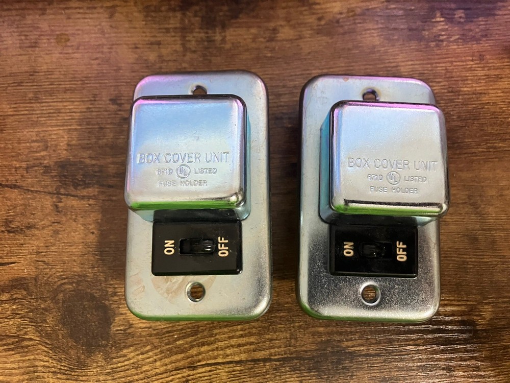 (2) LITTELFUSE BOX COVER UNIT PART NO LSSU