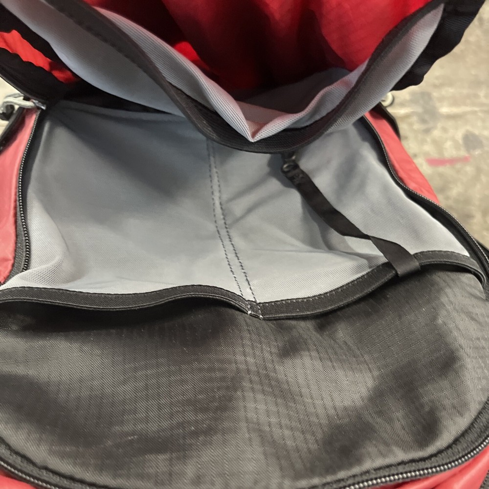 Gregory Iso Lightweight Hiking Backpack H16