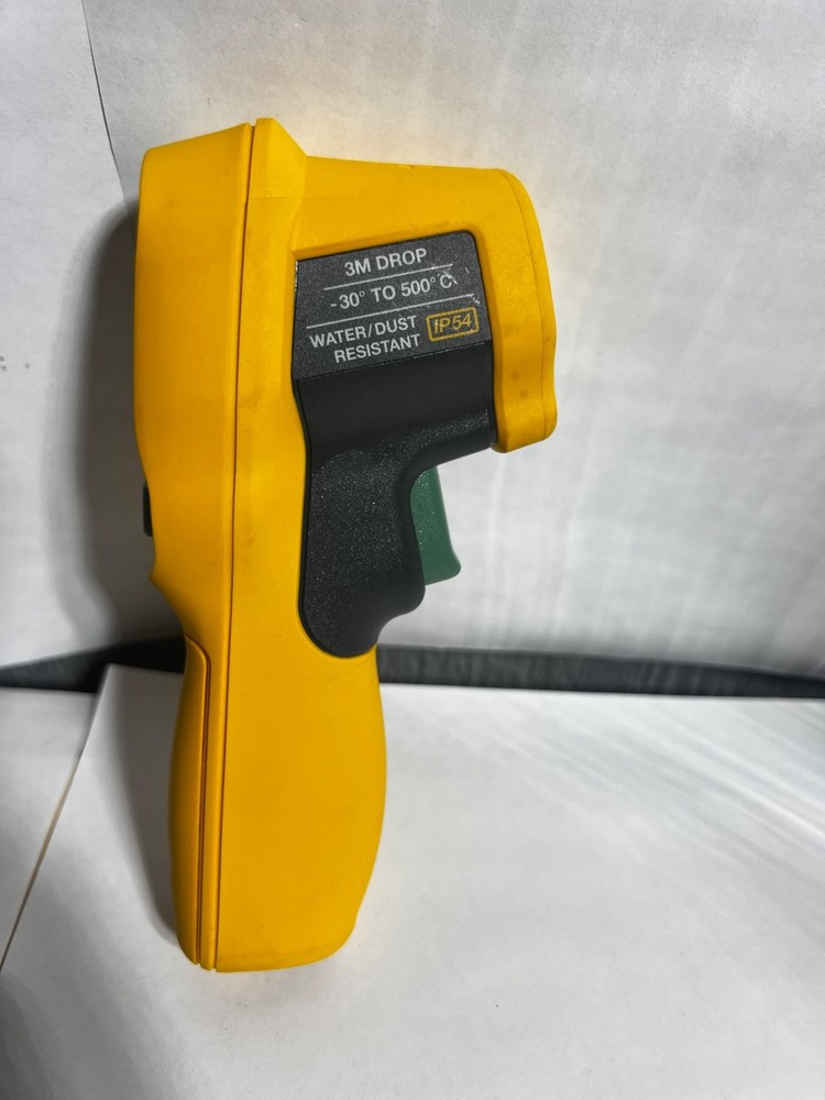 FLUKE 62 Maximum Handheld Infrared Thermometer