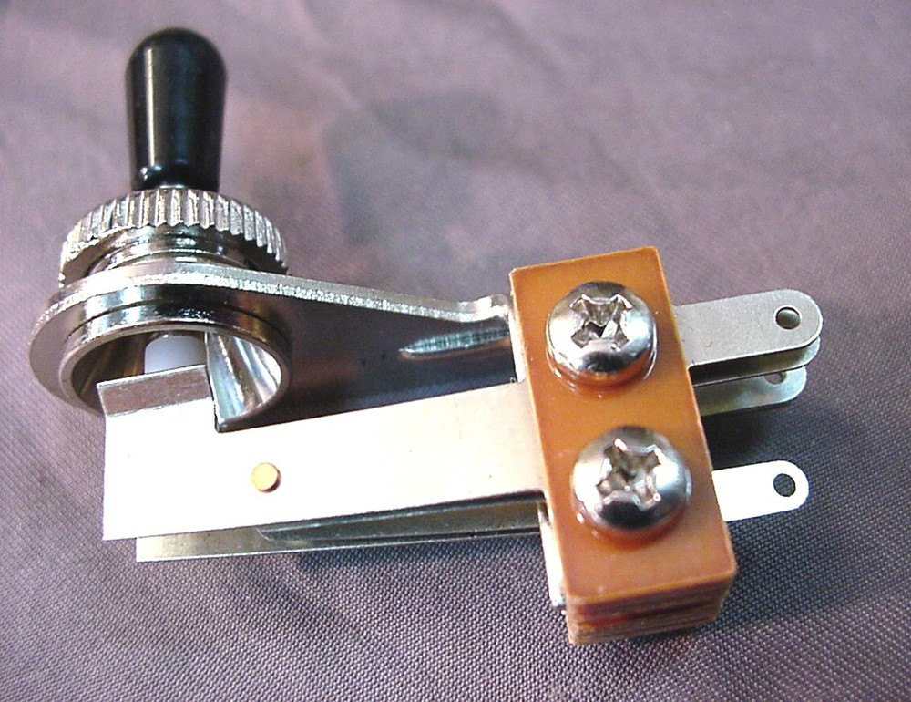 VINTAGE STYLE RIGHT ANGLE 3-WAY TOGGLE SWITCH FOR GUITAR - CHROME