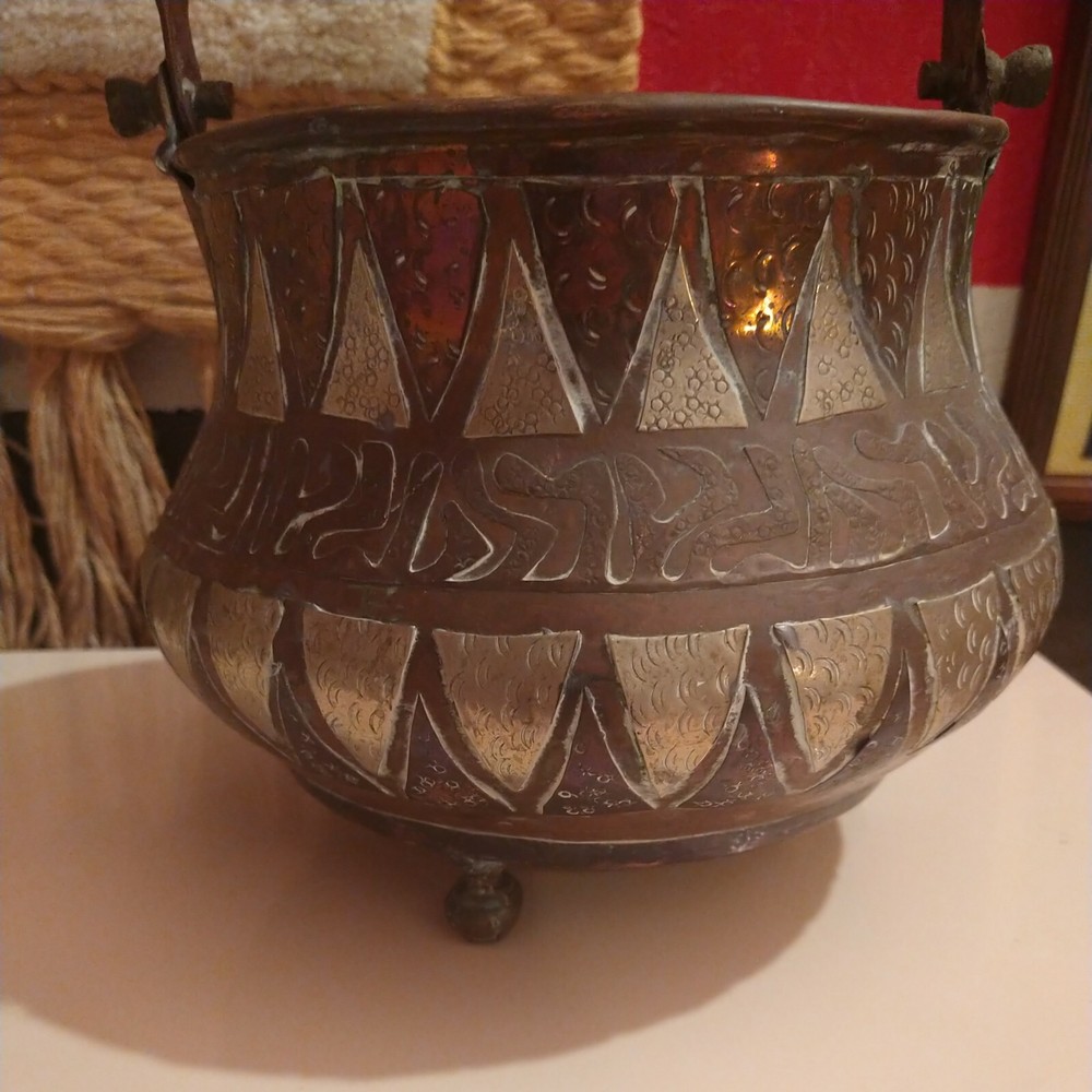 VINTAGE TURKISH HANDCRAFTED COPPER POT/KETTLE CAULDRON FIREPLACE RUSTIC