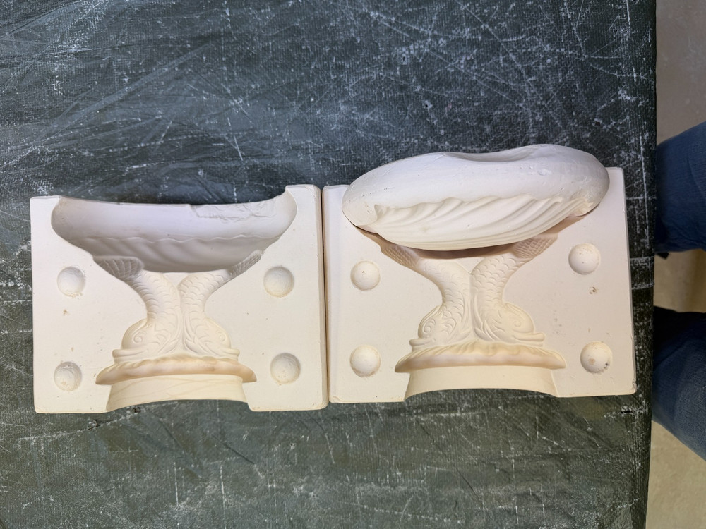 VINTAGE KEN OCORR CERAMIC MOLD #SD-2 DOLPHIN SOAP DISH