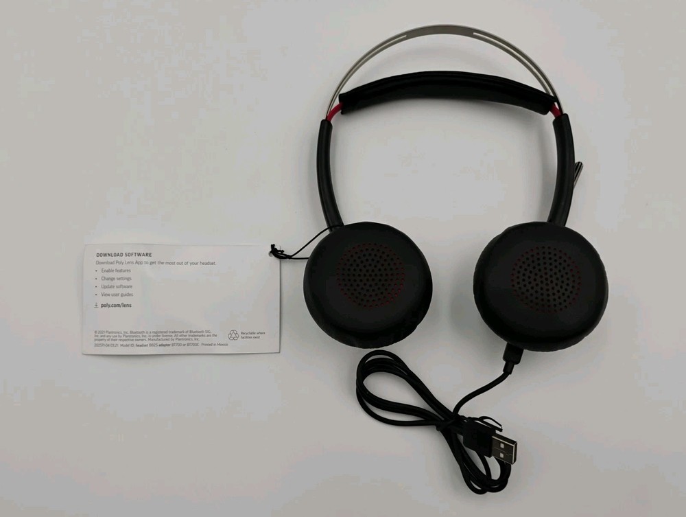 Plantronics Poly Voyager Focus 2 UC Bluetooth Headset & Case B825