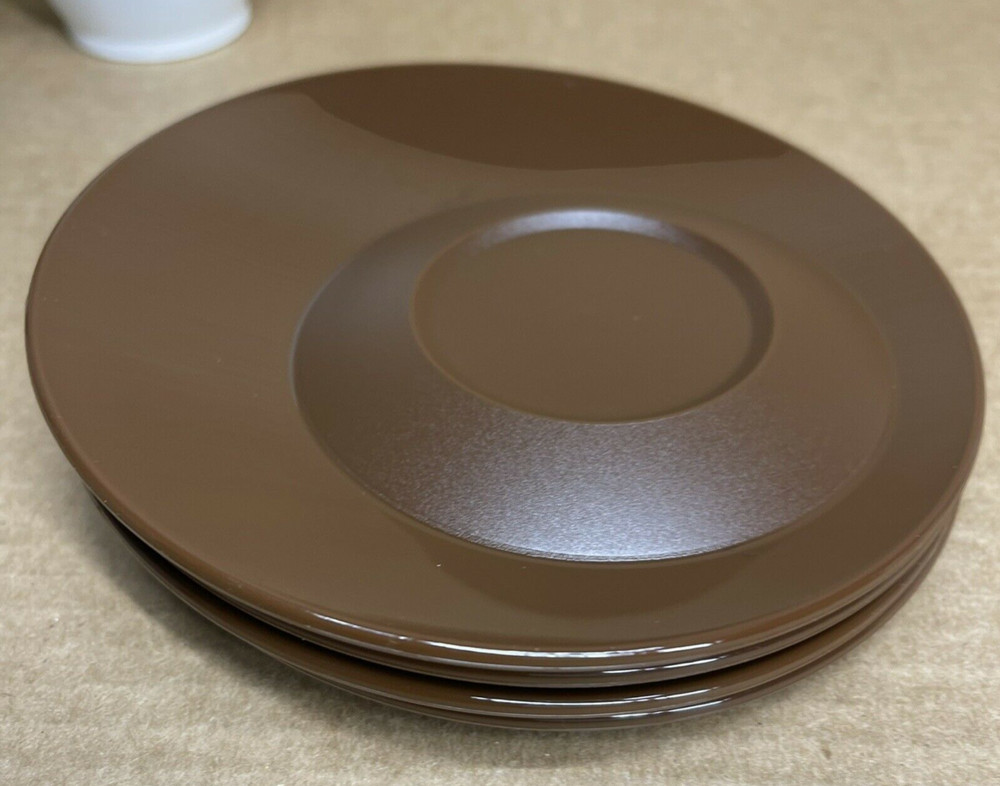 Tupperware Stackable Coffee Tea Mugs & Plates Brown & White Set Moments New