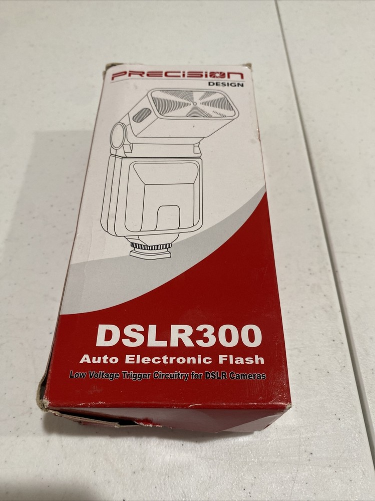 Precision Design DSLR300 Auto Electronic Flash, Low Voltage High Power Flash