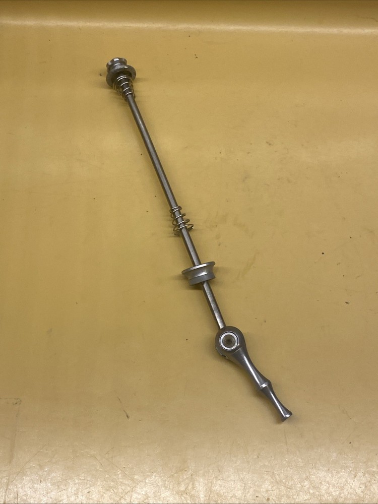 Silver Rear Quick Release Mountain Bike Skewer Set