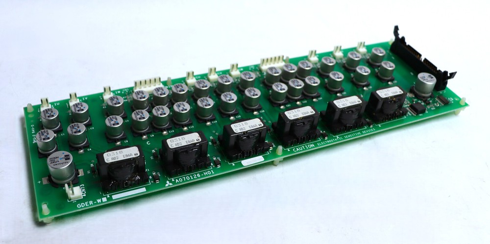 Mitsubishi A070126-H01 GDER-W Input Circuit Board