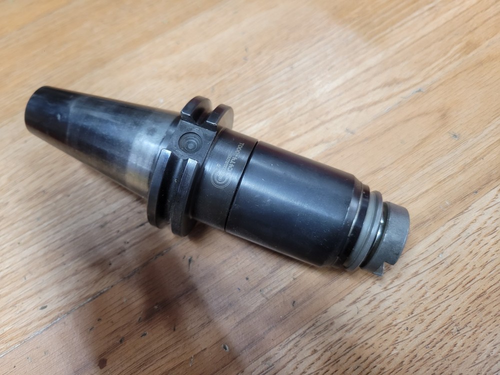 COMMAND WE 1 TAPPING HEAD W/ CAT 40 SHANK & 1/4", #12 COLLETS
