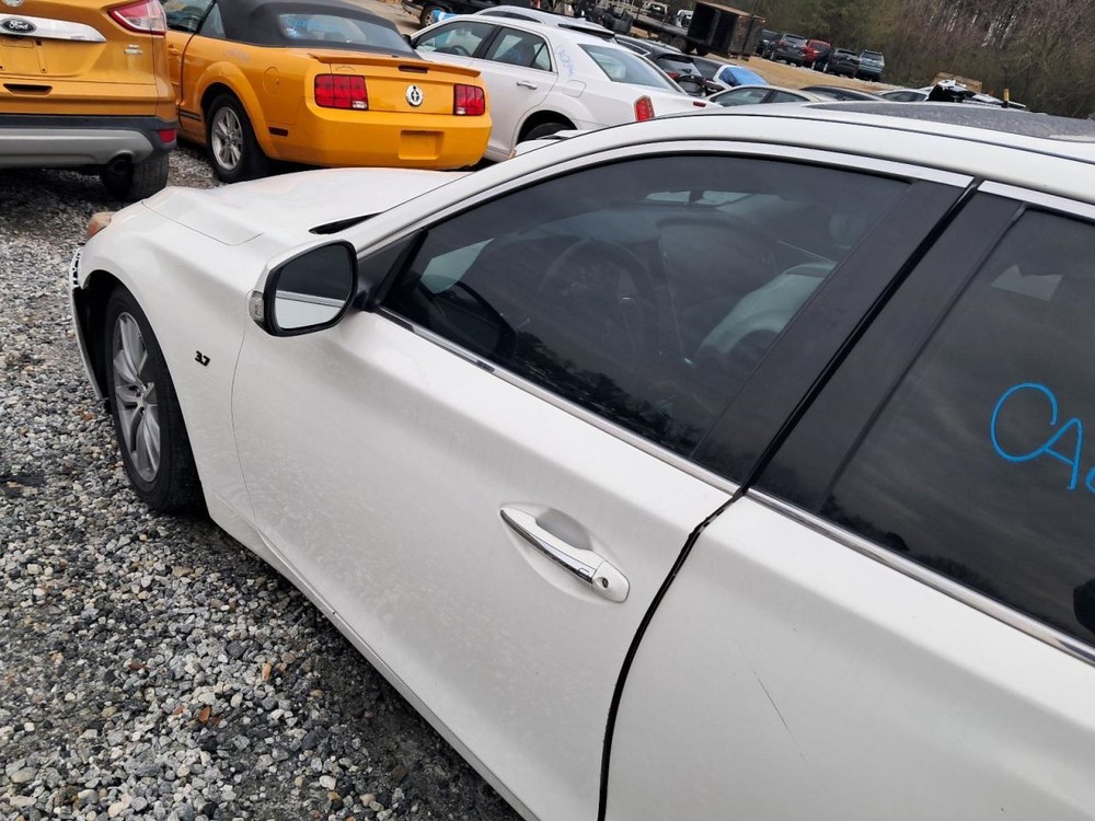 Q50 2014 Glove Box 4892284