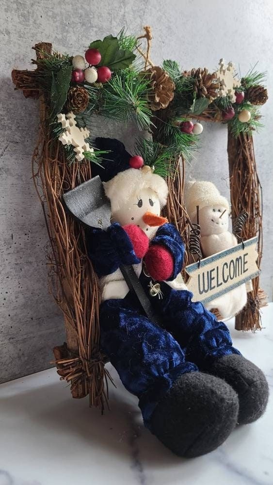 Square Snowman Welcome Wreath