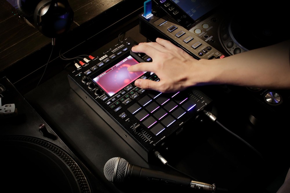 KORG KAOSS Replay Dynamic Effect Sampler All-in-One DJ Performance NEW