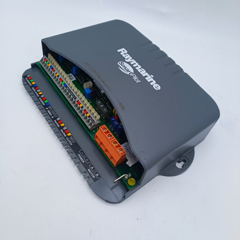 Raymarine S1 E12180 SmartPilot Autopilot Course Computer 12V Wheel Tiller
