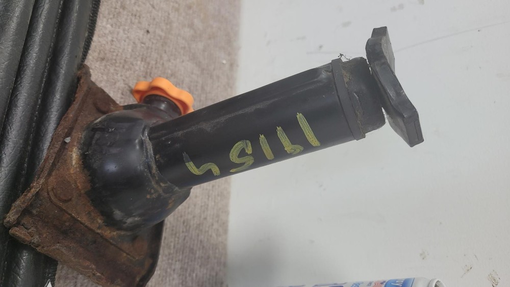 2000-2005 Ford Excursion Jack/Toolkit, Black, 000