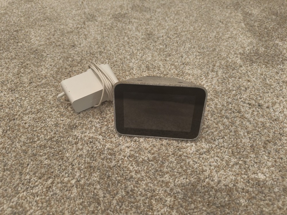 Lenovo Smart Clock + Power cord