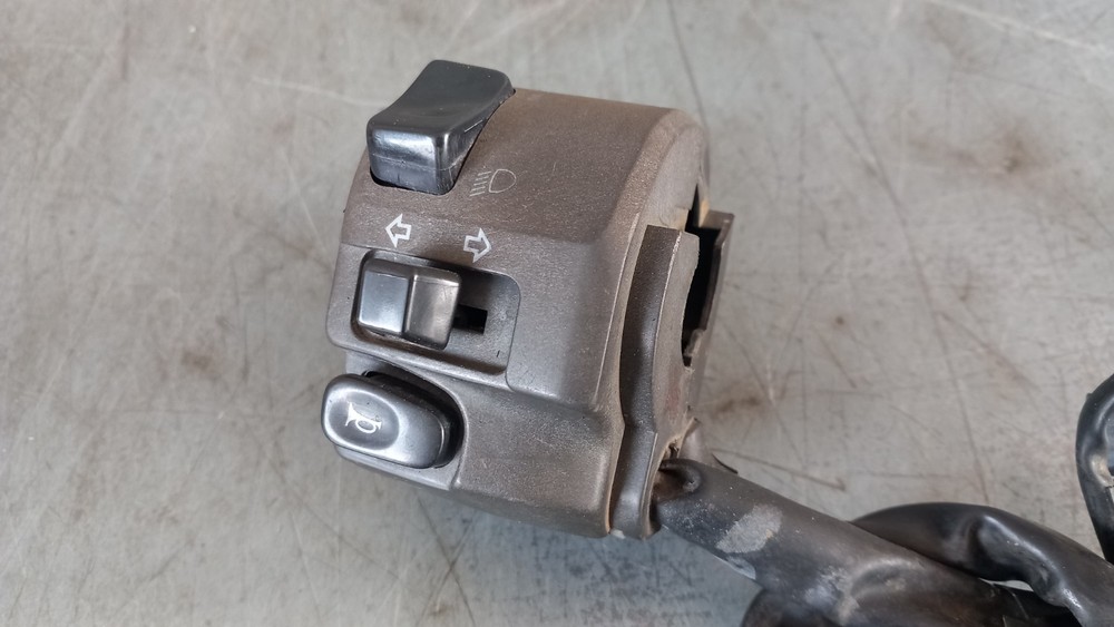 1997 YAMAHA YZF 1000 R THUNDERACE Left Hand Switch Gear