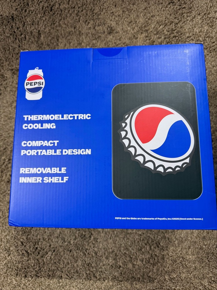 Pepsi 6-Can Mini Fridge With Holographic Effect