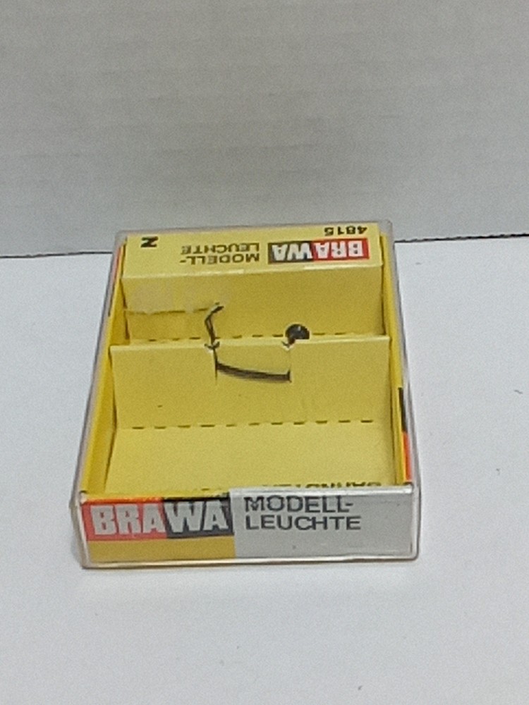 Z Scale BRAWA 4815 Platform Light Wired NIB