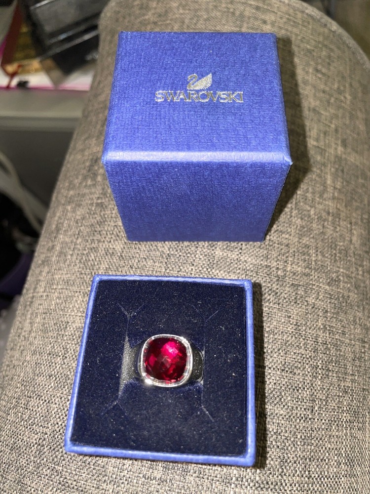 Swarovski Ruby Red Crystal DOT RING Rhodium Plated (Medium /58/7)