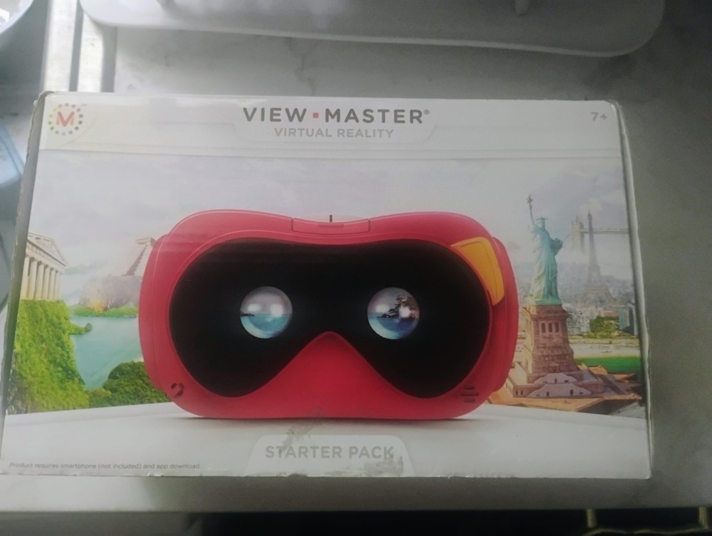 Mattel View-Master Virtual Reality Headset VR Starter Pack