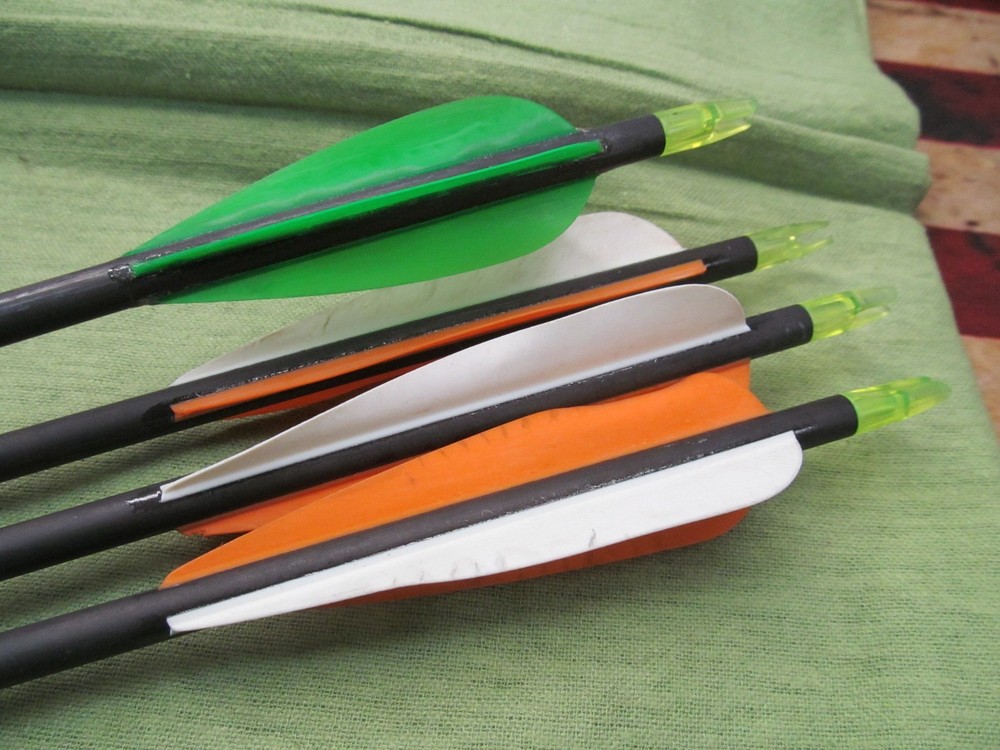 Four (4) PSE Carbon Force Dominator 300 Arrows