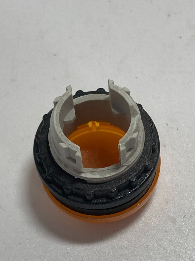 EATON M22-L-A INDICATOR LIGHT OPERATOR AMBER FLUSH NNB