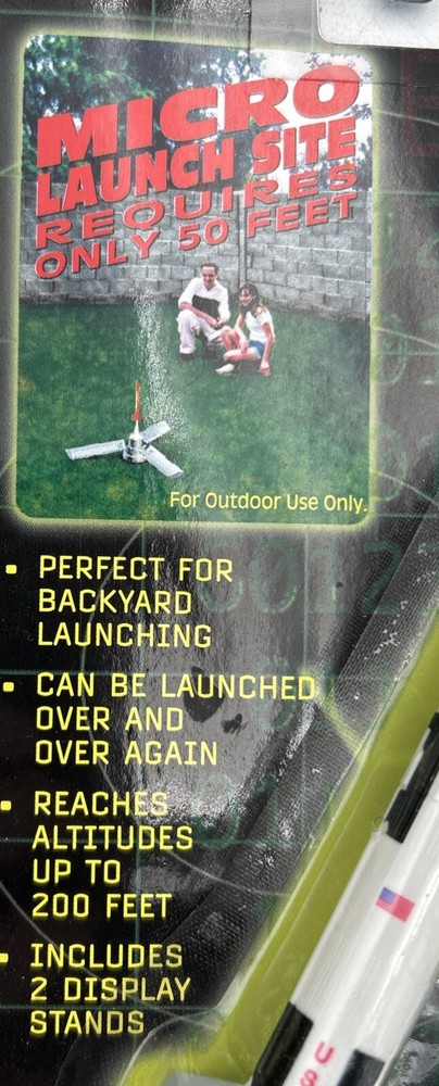 Quest Micro Maxx Store Display Model Rockets Space Shuttle Orbiter & Saturn V