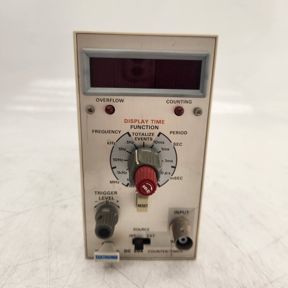 Tektronix DC 504 Counter/Timer | Powers On