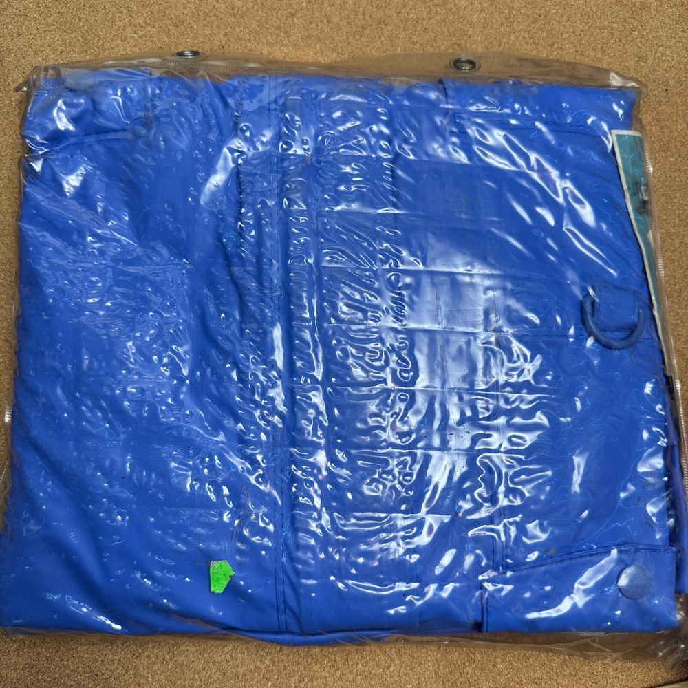 Rainmaster deluxe 2 piece rain suit WR-67