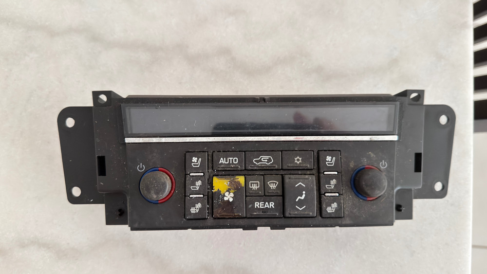 2012-2014 Cadillac Escalade AC Heater Climate Control Temperature OEM