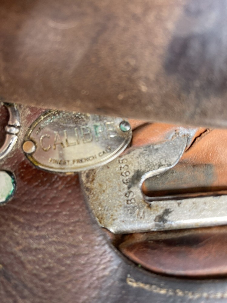 Calibre Close Contact Jumping Saddle Size 17