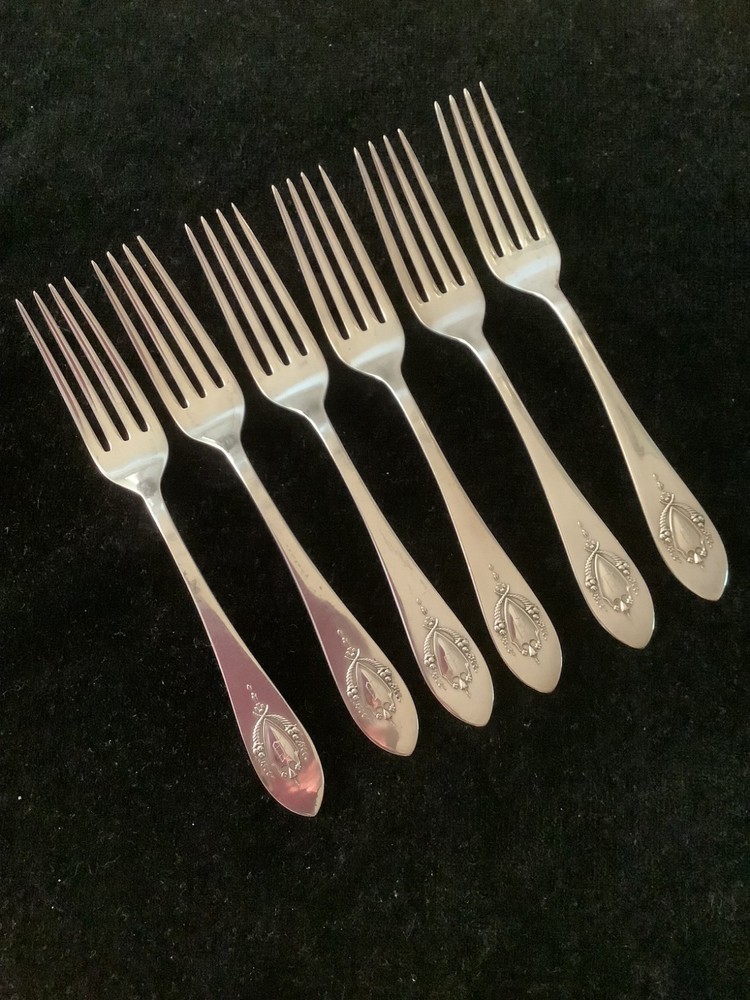 Lunt MOUNT VERNON lunch forks - mono