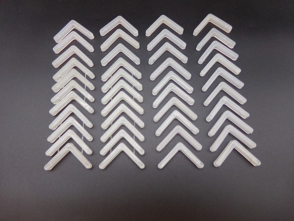 Lot of 40 Clear End Caps