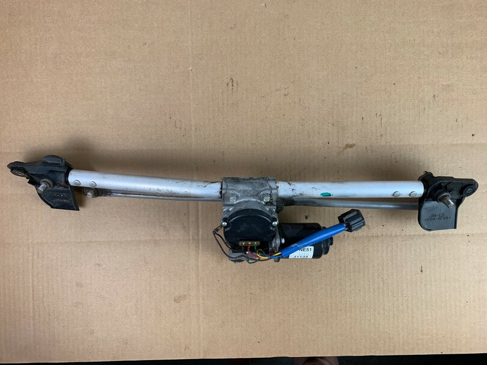 2006-2009 Mazda Miata Windshield Wiper Linkage with Windshield Motor MX5 NC