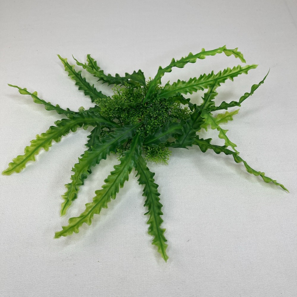 1 PC Xunyee Plastic Aquarium Plants