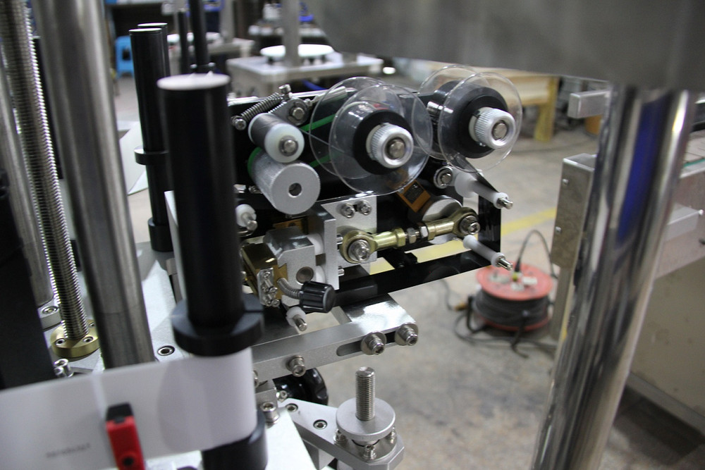 Code Printer Machine for MT-200 Automatic Round Bottle Labeling Machine