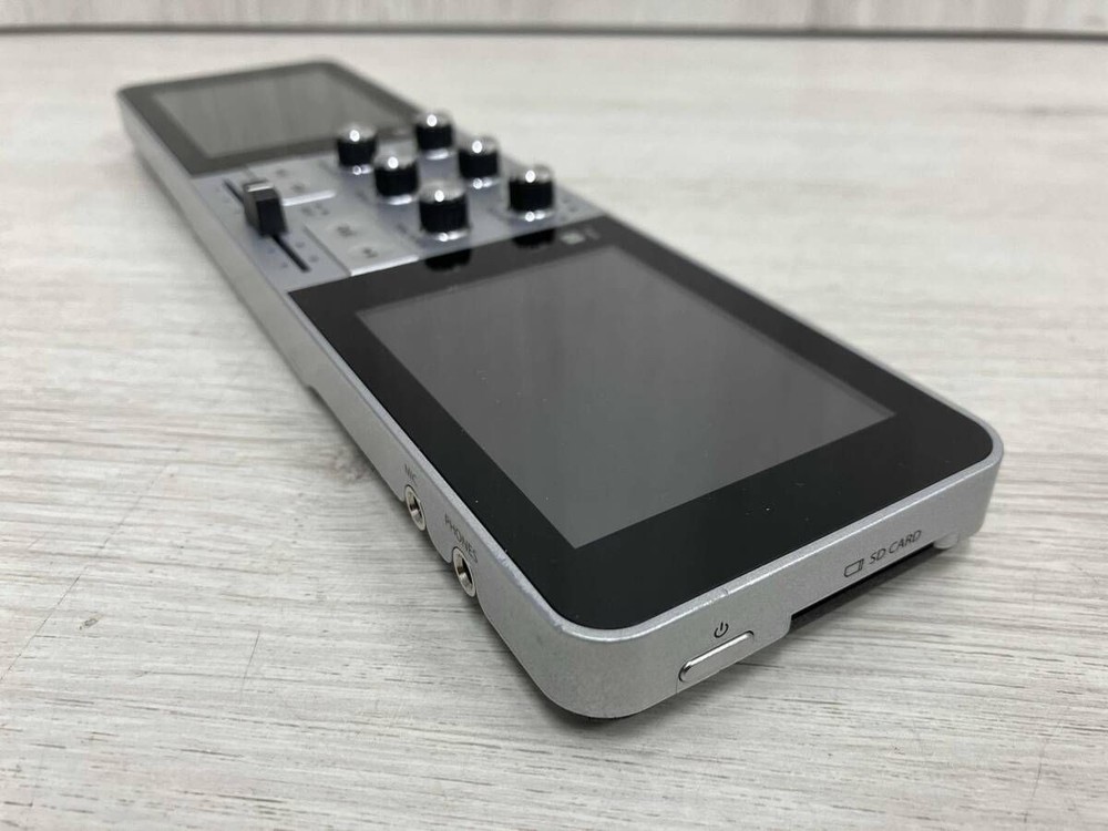 MONSTER GoDJ 2-Channel Portable Digital Turntable Silver JDSound Tested