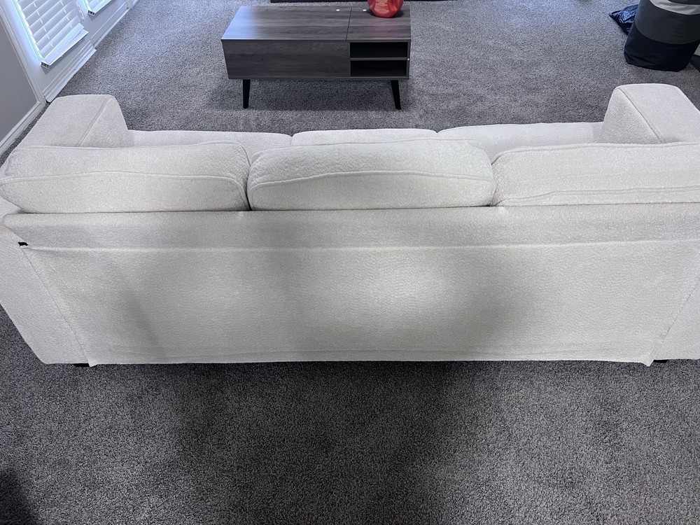 Amazon Boucle Couch - 7 Months Old, Minor Zipper Issue