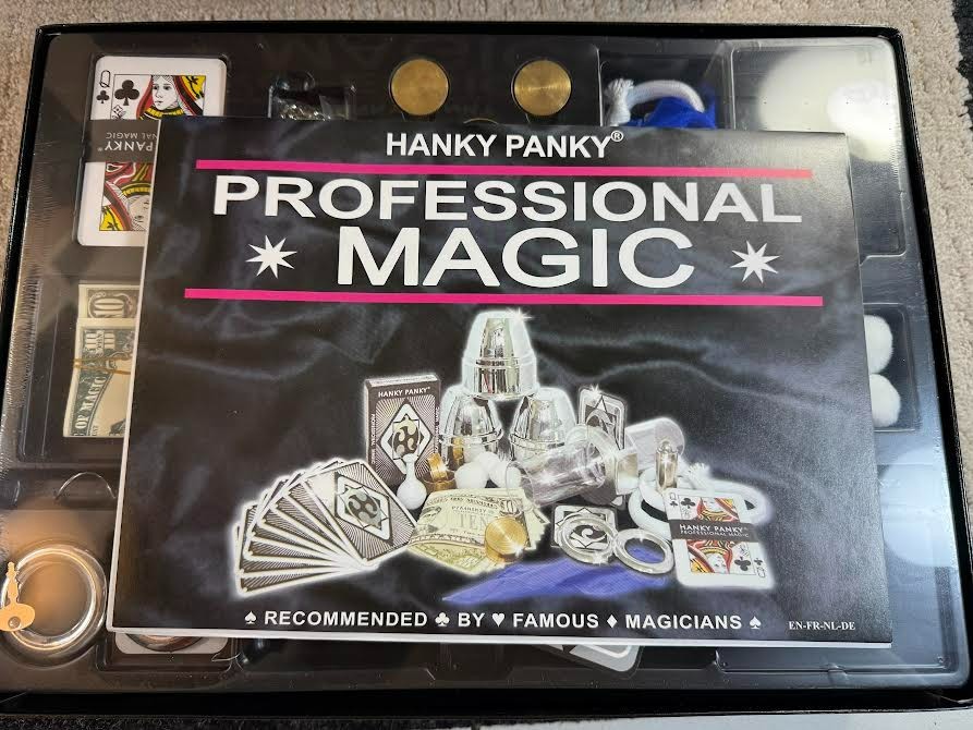 Hanky Panky Profesional MAGIC Kit. NEW!